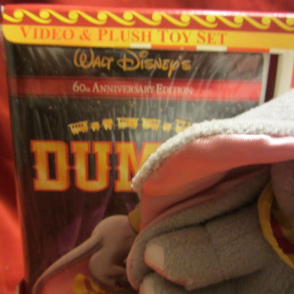 VTG RARE 2001 NIB 60TH ANNIV. DUMBO VHS AND PLUSH TOY - Picture 2 of 11